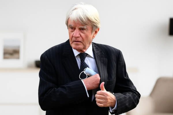 bernard kouchner malade cancer